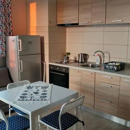 Bayview Apartment *