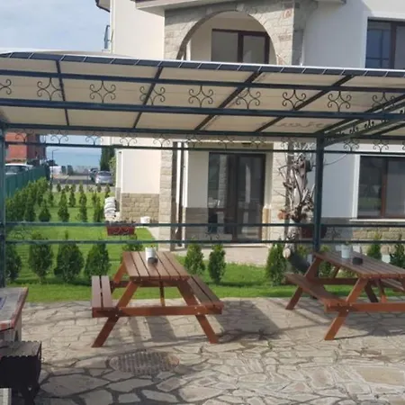 Bayview Burgas